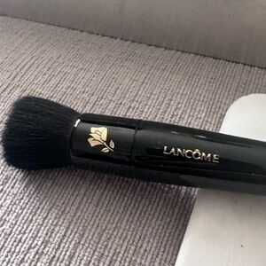 Brand new Lancôme mini precision brush #21